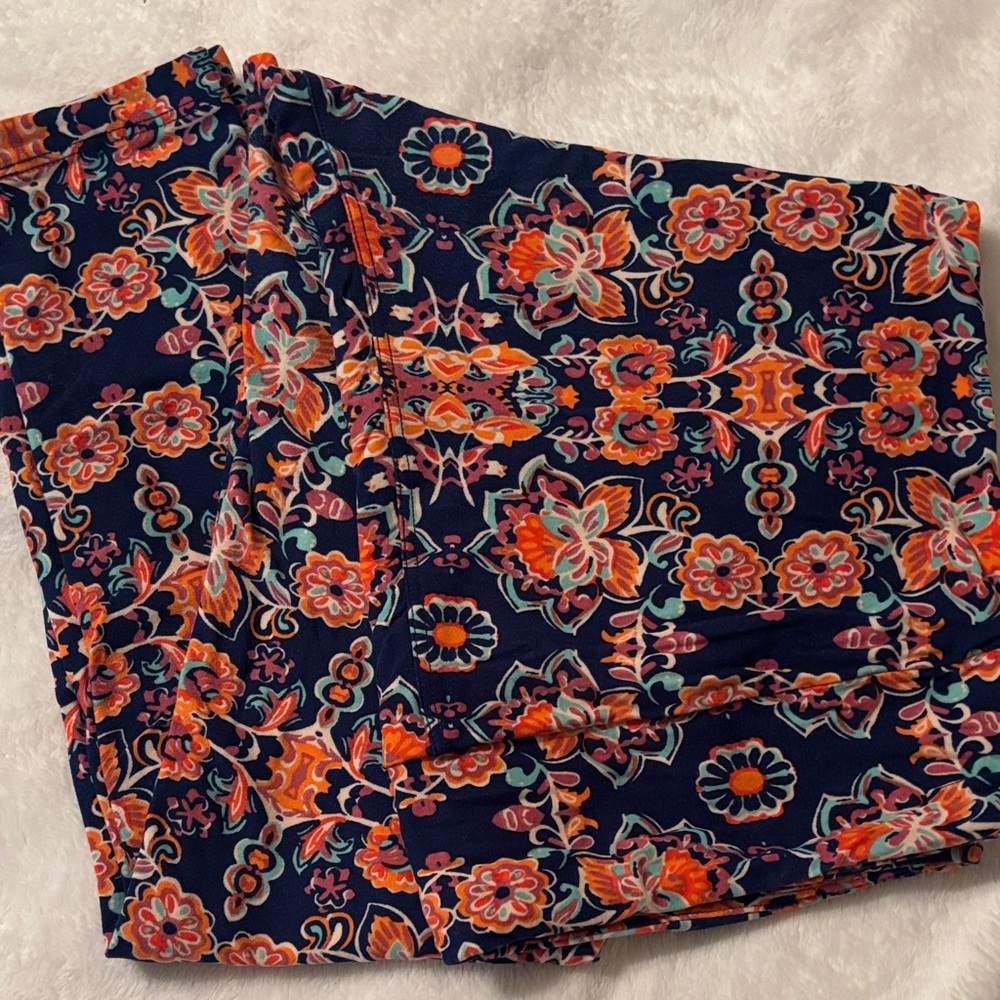 LuLaRoe Floral Patterned Leggings - Navy and Orange